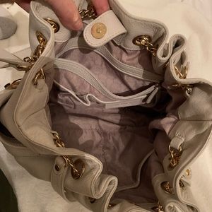 100% quality leather bag by Michael Kor